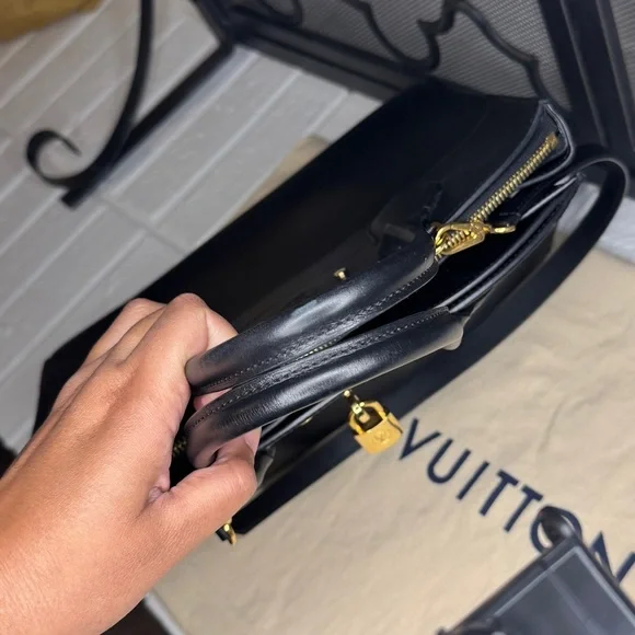 🖤SOLD🖤 Louis Vuitton City Steamer MM - Picture 8 of 9
